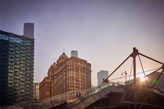 廣東推園區(qū)的生猛，超乎我的想象