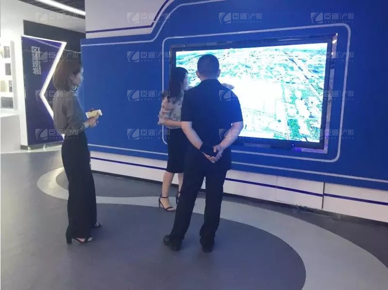 少海匯總經(jīng)理趙國(guó)鋒蒞臨臣通顧問(wèn)參觀考察