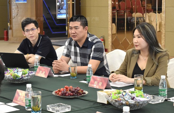 臣通與大華集團簽署戰(zhàn)略合作協(xié)議 臣通與大華集團簽署戰(zhàn)略合作協(xié)議